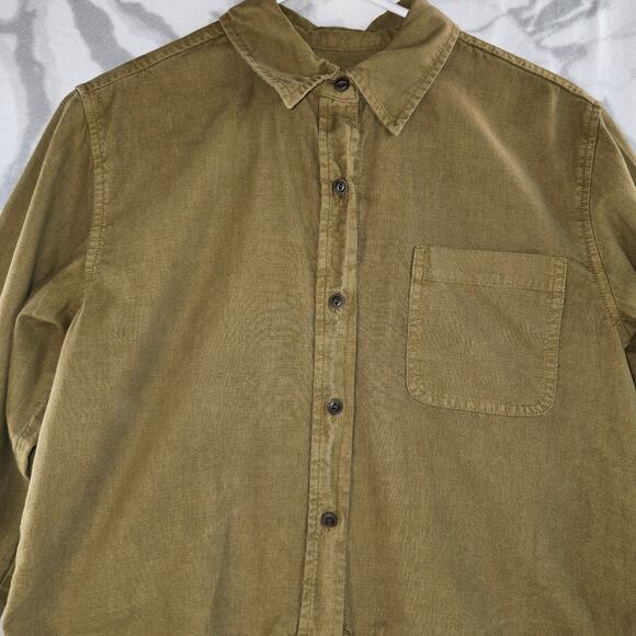 Universal Thread Cropped Fit Women's Button Up Olive Green Size XS - Picture 3 of 9